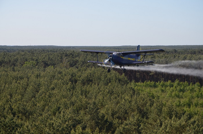 Zabieg&#x20;agrolotniczy&#x20;-&#x20;fot&#x2e;&#x20;J&#x2e;&#x20;Szymków